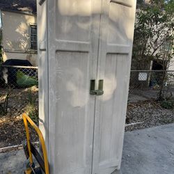 Shed plastic gavinet 72x32x22