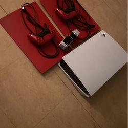 PS5 Disc Version. 2 Controllers Red Plates And Cords / Dual Controller Charge