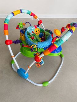 Baby bouncer