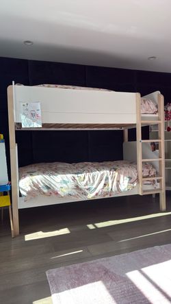 Bunk bed