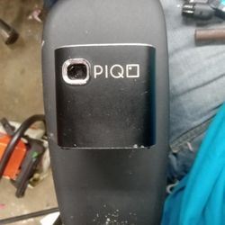 PIQO, PORTABLE MINI PROJECTER, BLACK.