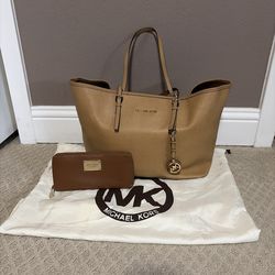 Michael Kors Jet Set Leather Tote Bag and Wallet