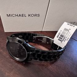 MICHAEL KORS BLACK ON BLACK 