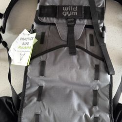 Wild Gym - Feather Ruck L