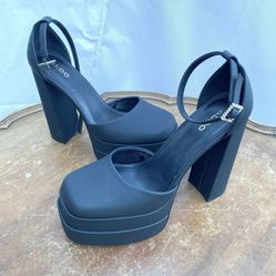 ALDO 5” Heels Size 8.5M Matte Black — PRE-OWNED