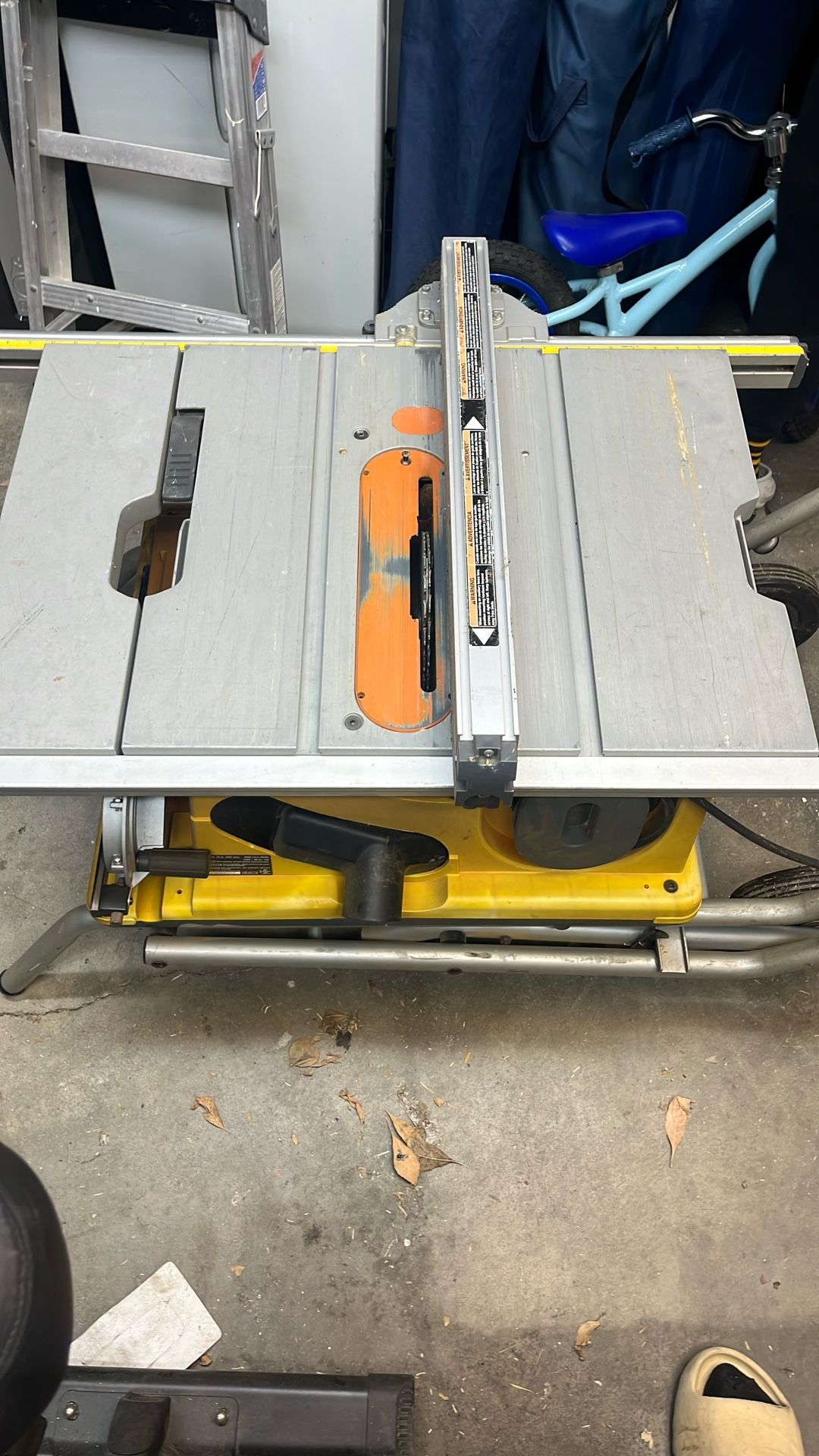 DeWalt Ridgid TABLE SAW