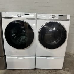 Samsung Electric Washer & Dryer Set with Pedestals – Excellent Condition