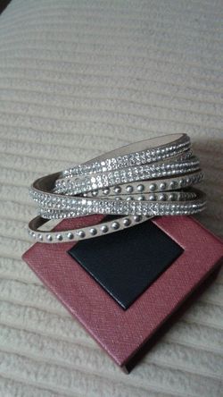 Leather wrap bracelet