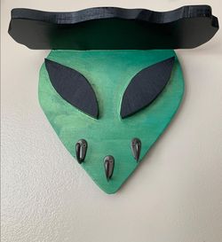 Custom made alien key holder