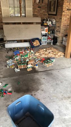 Thomas The Train, Train Tracks !