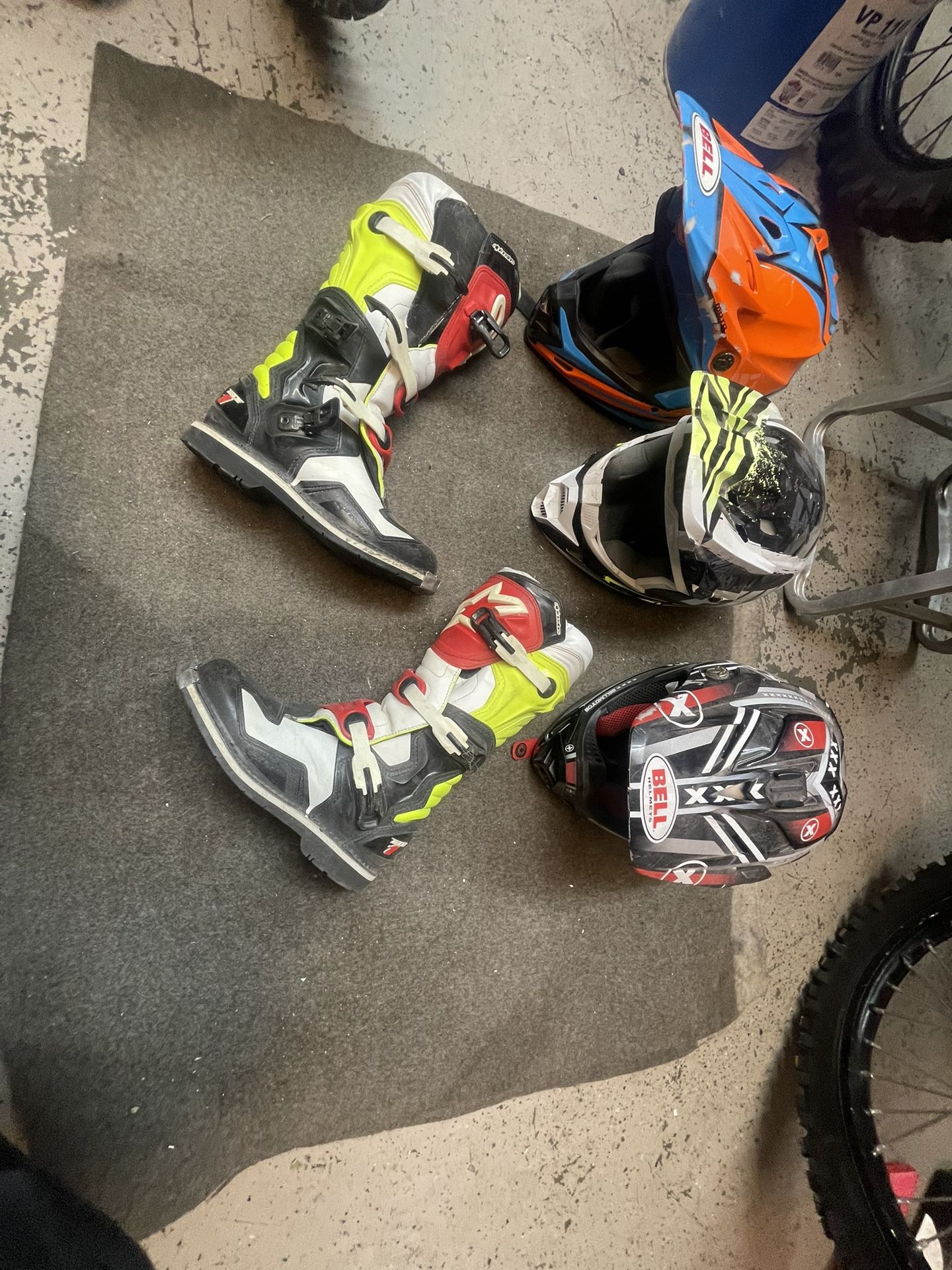 Dirt bike gear