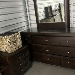 Bed Room Set 
