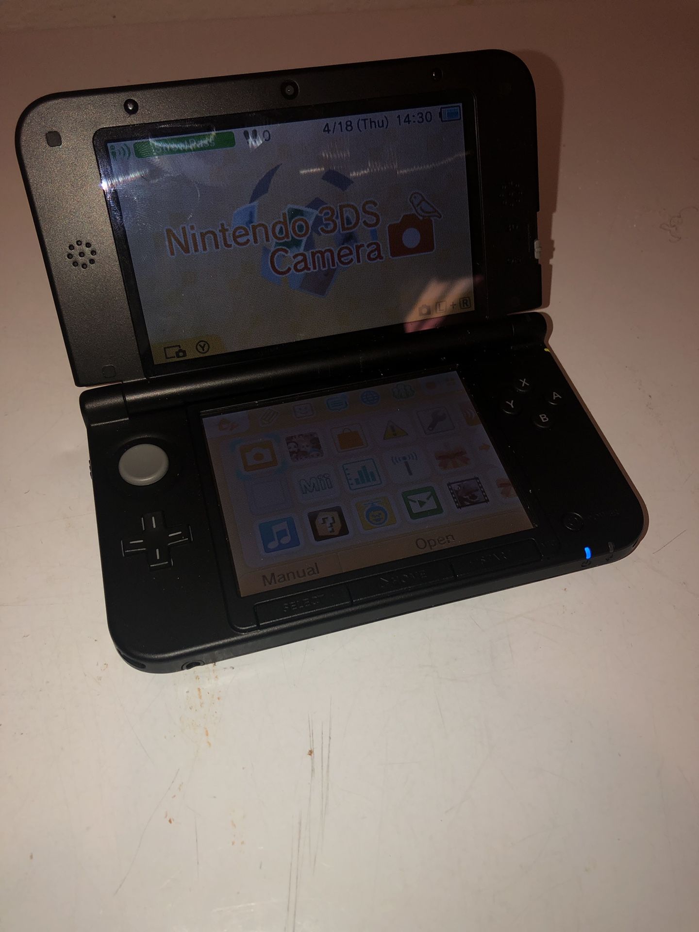 Nintendo. 3DS XL