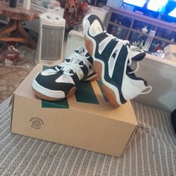 1997 Adidas  STABIL  Mens Size 9.5