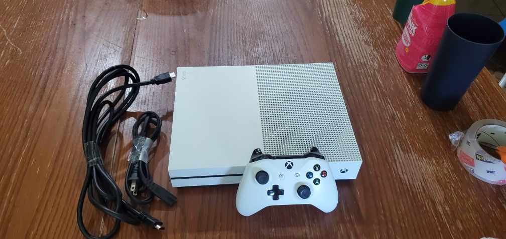 Xbox One S