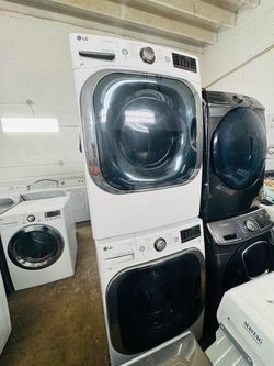 Washer and dryer set