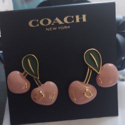 Cherry Stud earrings in pink & gold
