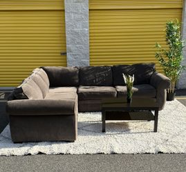 🚚 Delivery Available Chocolate Brown Sectional Couch