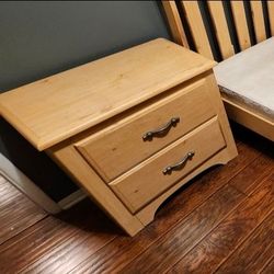 Nighstand