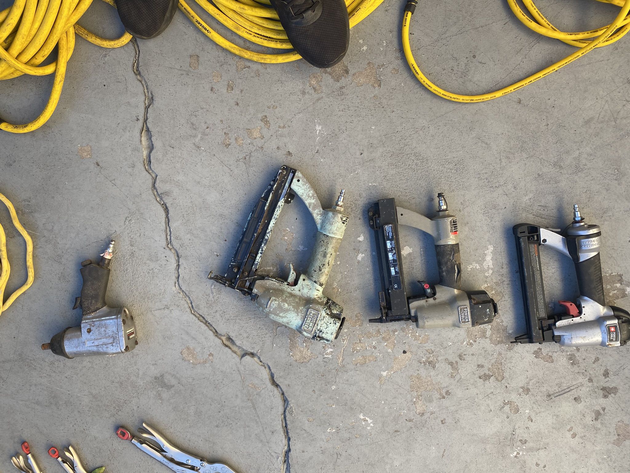 Air Staple Guns And Air Wrench Gun