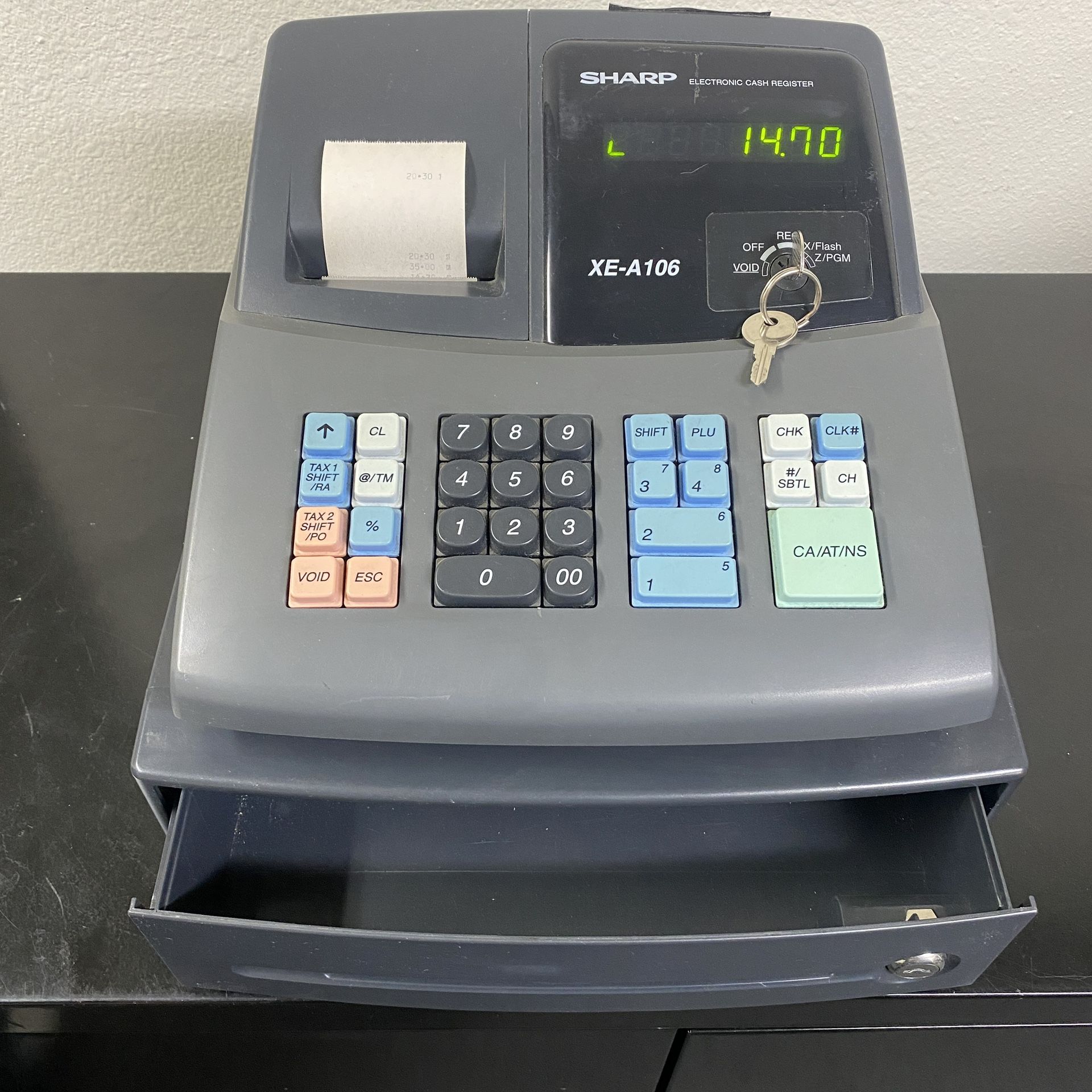 Sharp XE-A106 Electronic Cash Register.