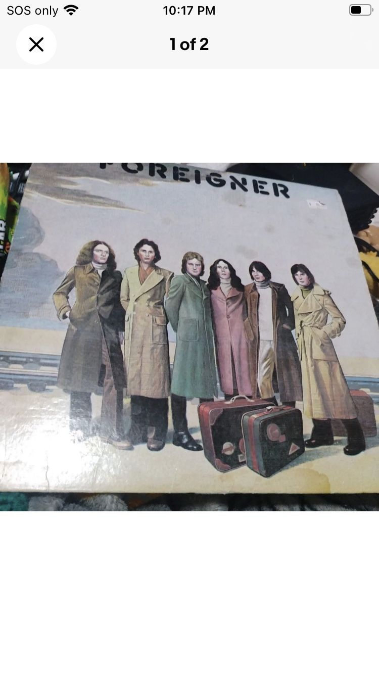FOREIGNER - (SELF-TITLED) - 1977 ATLANTIC RECORDS VINYL ALBUM - (VG/VG)