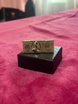 gold ring