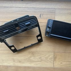 VW MK7 Golf/GTI/R 8” Screen Retrofit 