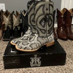 Tanner Mark (Genuine Python) Size 11D Brand New Never Worn