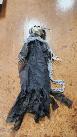 skeleton bat 23" wide 13" tall 