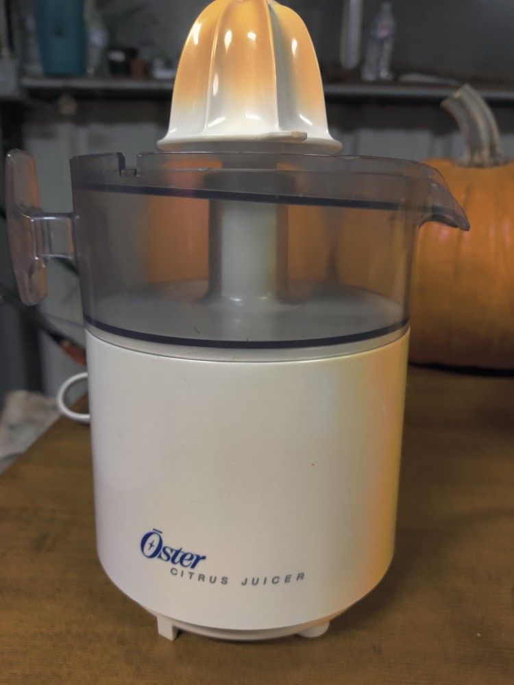 Oster Citrus Juicer