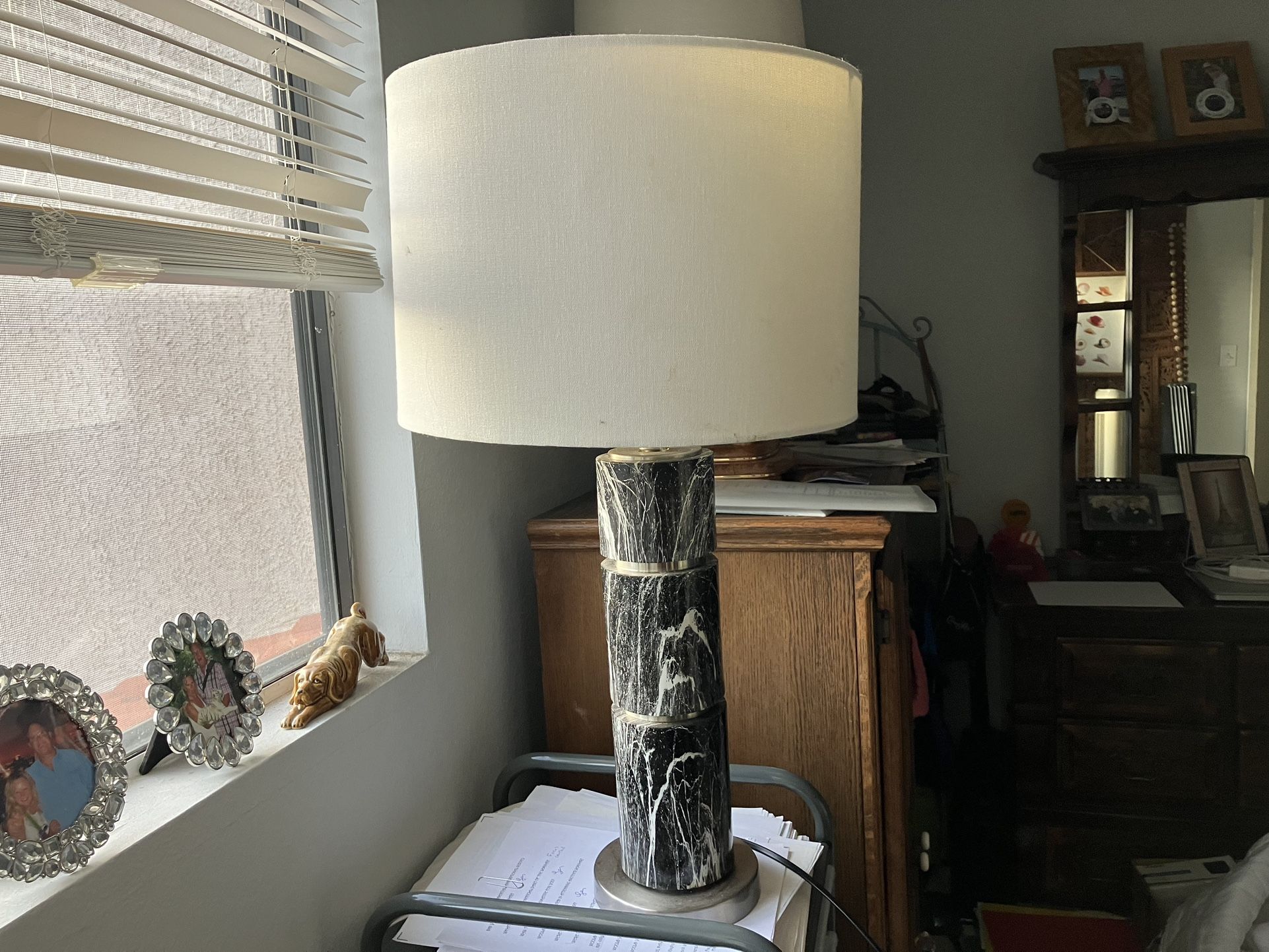 Gray Marble Lamp Post With Shade