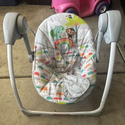 Baby Swings And Bath Tub 