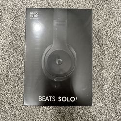 Brand New Beats Solo 3 (SEALED)