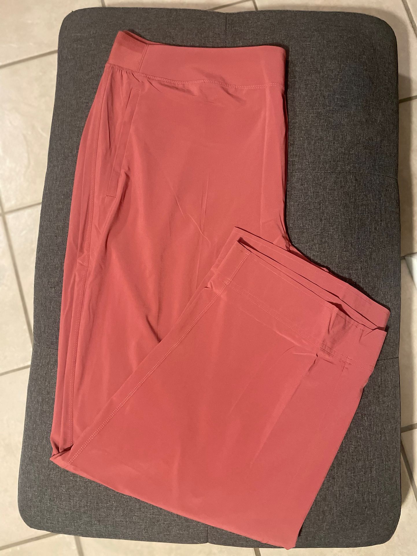 New Athleta Straight Leg Pants