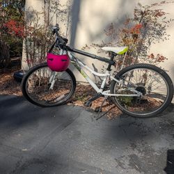 Girls Trek Bike