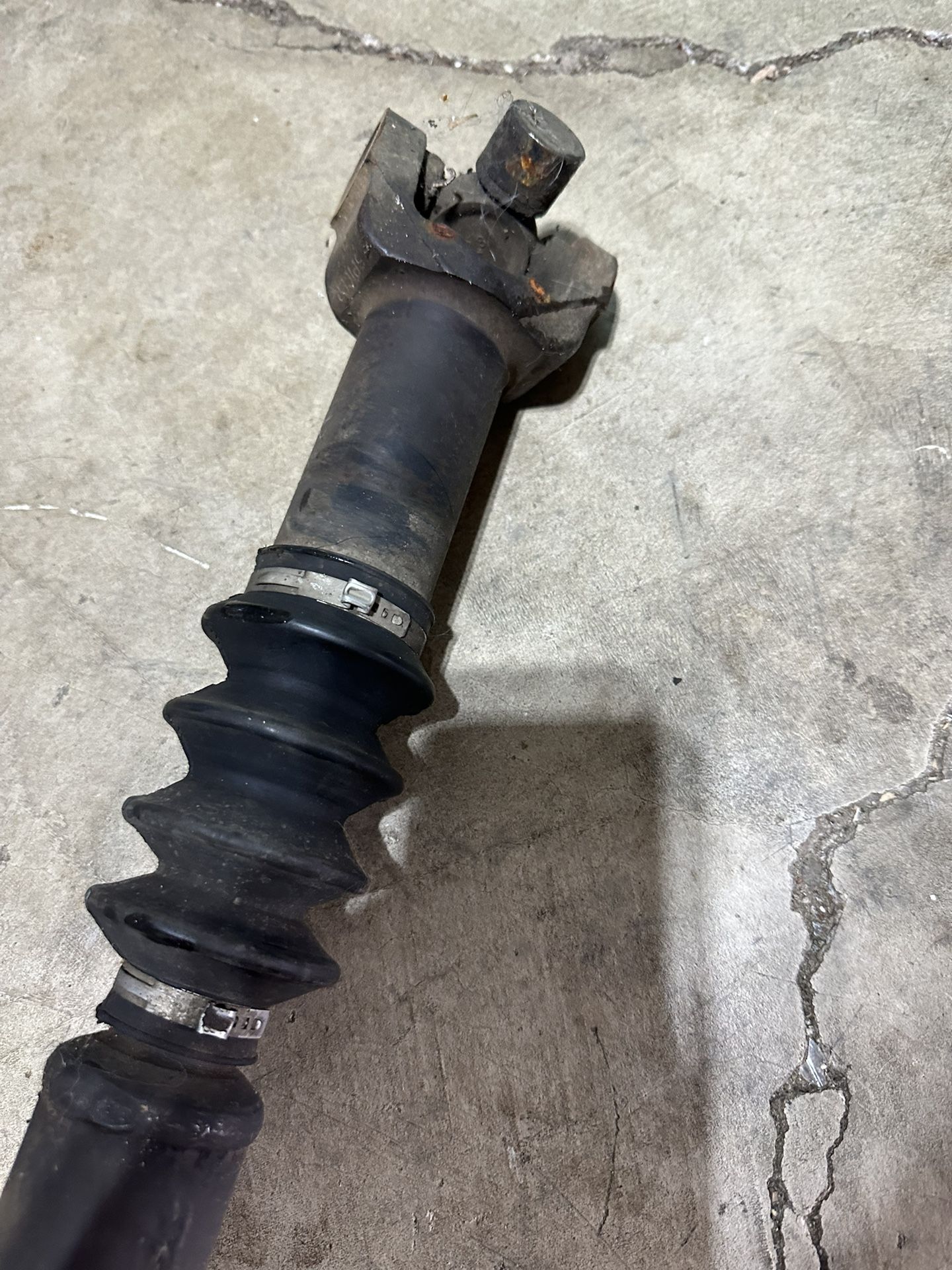 Driveshaft From Jeep Cherokee Xj