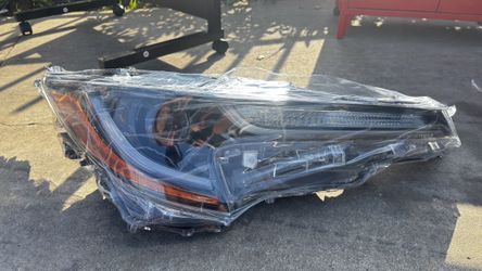2019-2022 Toyota Corolla Headlights