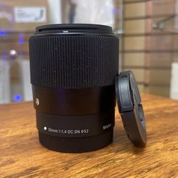 Sigma 30mm F1.4 DC DN For Canon