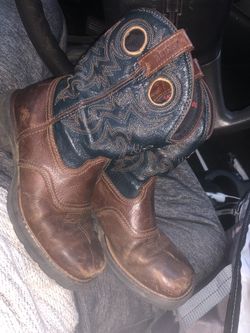 Rocky boots size 6