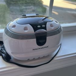 Magnasonic Cleaner