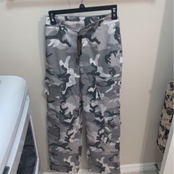 SHEIN Coolane Camo Print Flap Pocket Cargo Pants Brand New With Tags Size Small 4 Women’s 