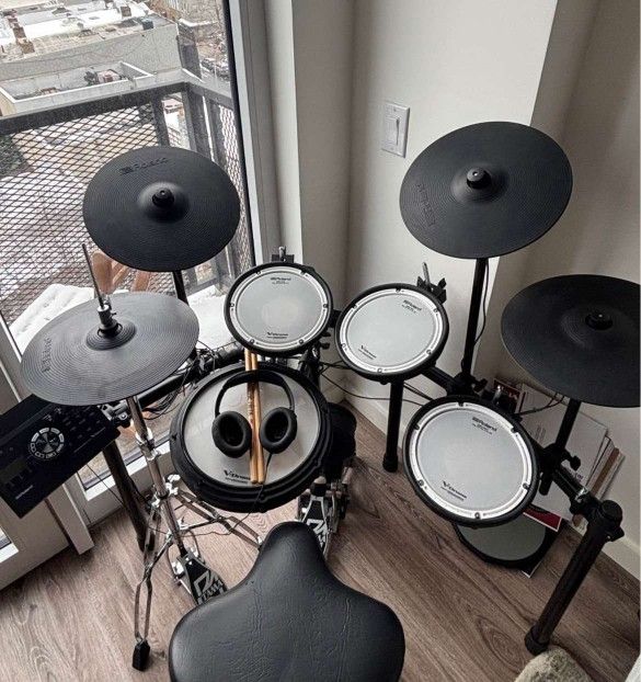 Roland-TD-17KVX-Electronic-Drum-Set