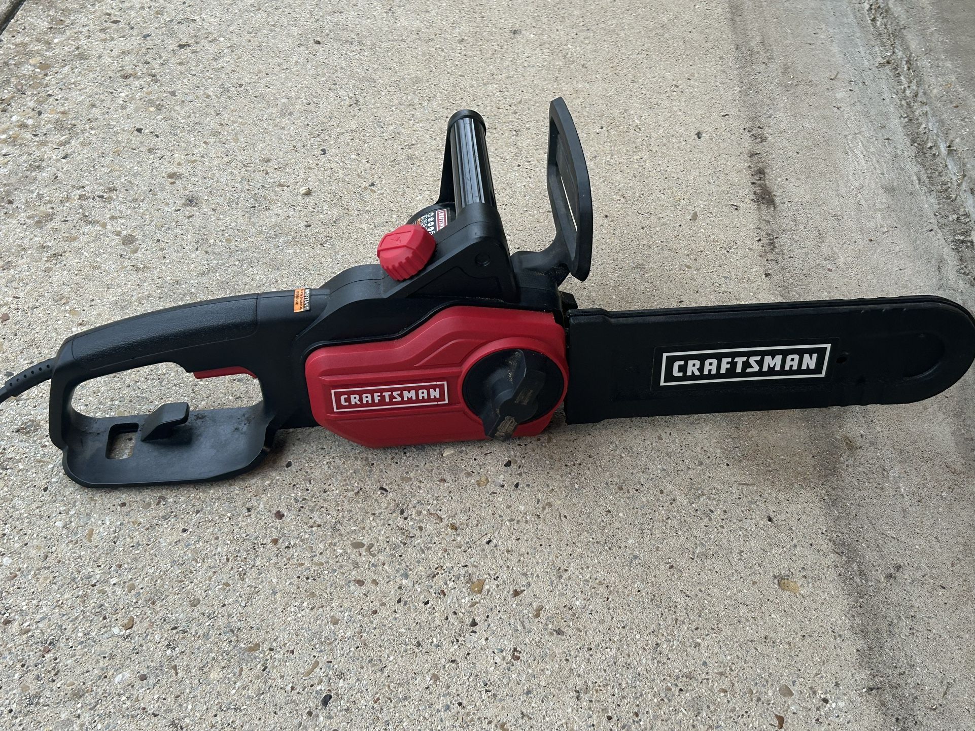 Craftsman - 10” Chainsaw  (Electric) w/ 1 replacement Chain