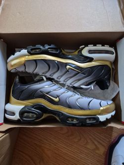 NIKE AIR MAX PLUS-PRM