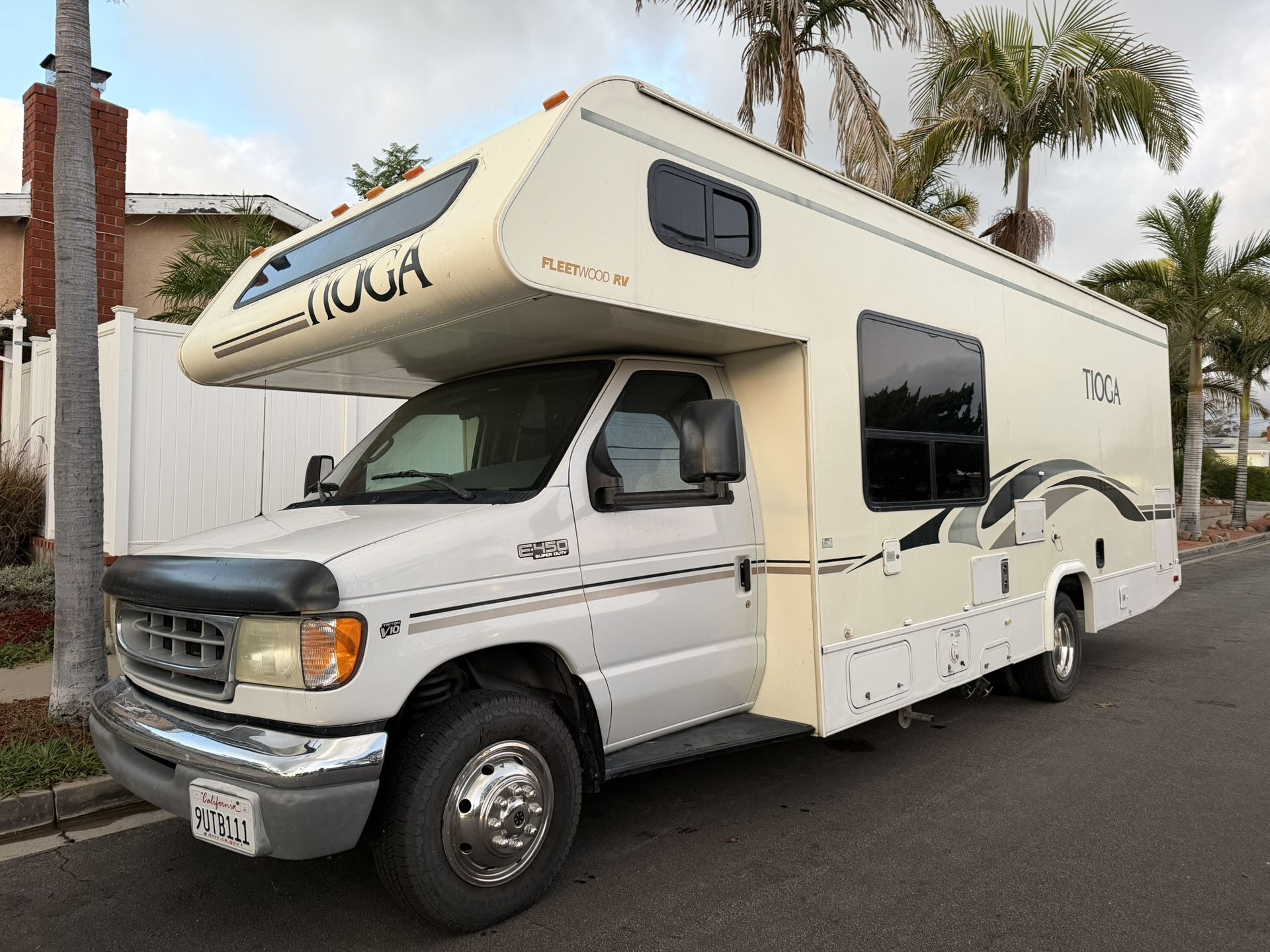 2002 Ford Tioga Fleetwood