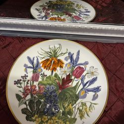 Flowers Of The Year Plate Collection - APRIL / 1977 Wedgwood Franklin Porcelain