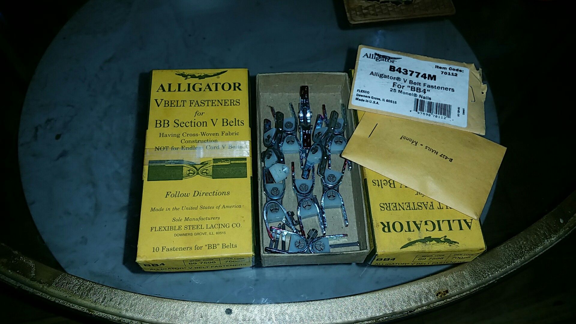 FLEXCO ALLIGATOR VBELT FASTENERS BB4 for Sale in Modesto, CA OfferUp