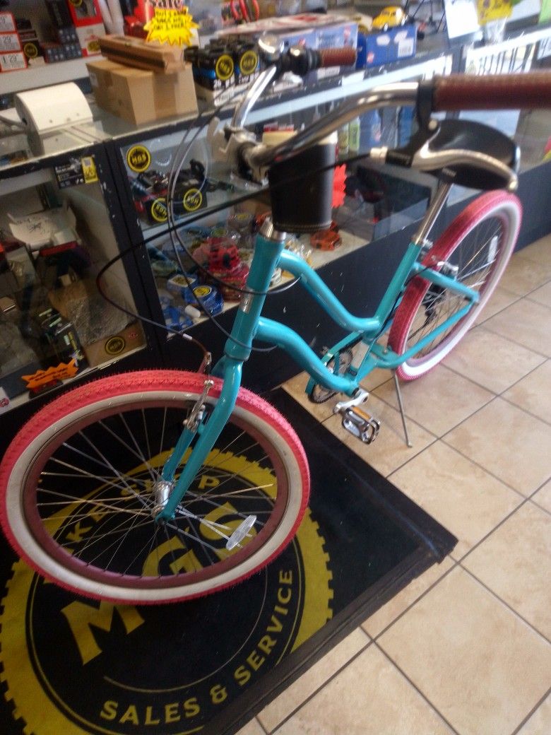 Bike Beach Cruiser Used In Good Condition For Only $150 We Located At 1400 Niles St Bakersfield CA Mgsbikeshop Buy Today Pay Later