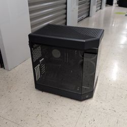 HYTE Gaming Computer Intel I7-12700K MSI Z690 NZXT AIO Water-cooler